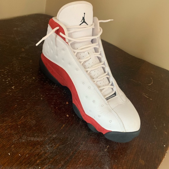 Jordan 13 OG Chicago (2017) - Picture 3 of 6